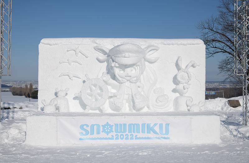 Statue de neige de Snow Miku au festival de Sapporo